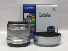 MズイコーD25mmF1.8