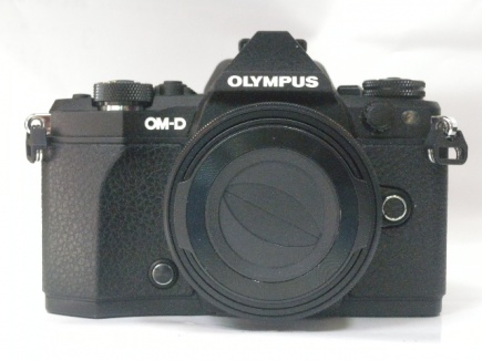 OM-D E-M5 MarkII MズイコーD14-42EZ