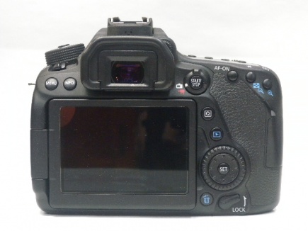 EOS80D