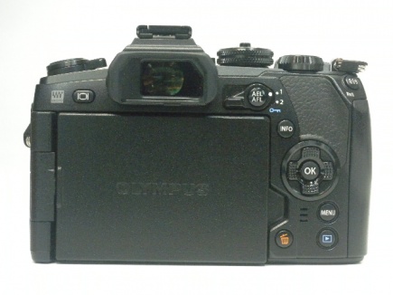 OM-D E-M1 II