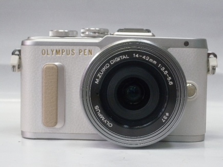 ペンE-PL8 MズイコーD14-42EZ