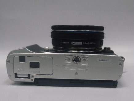 ペンE-P7 MズイコーD14-42EZ